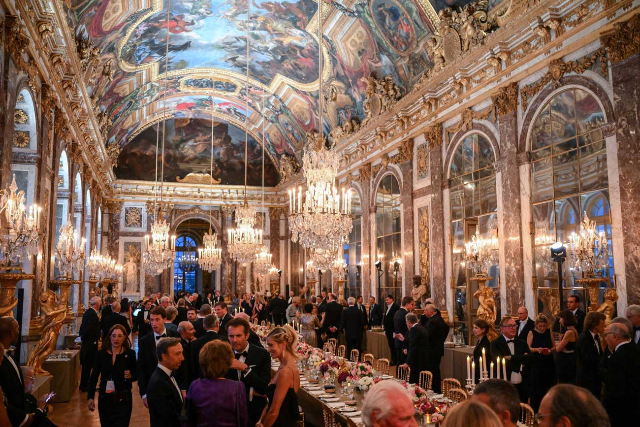 Réception dans la Galerie des Glaces à Versailles